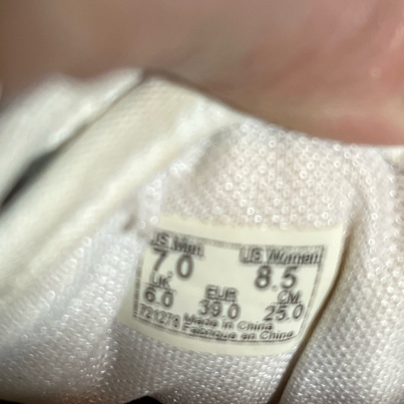 Vans Low Top Triple Side Quick Release Closure Buckles Women's SZ 8.5/Men's 7.0 - Picture 6 of 6